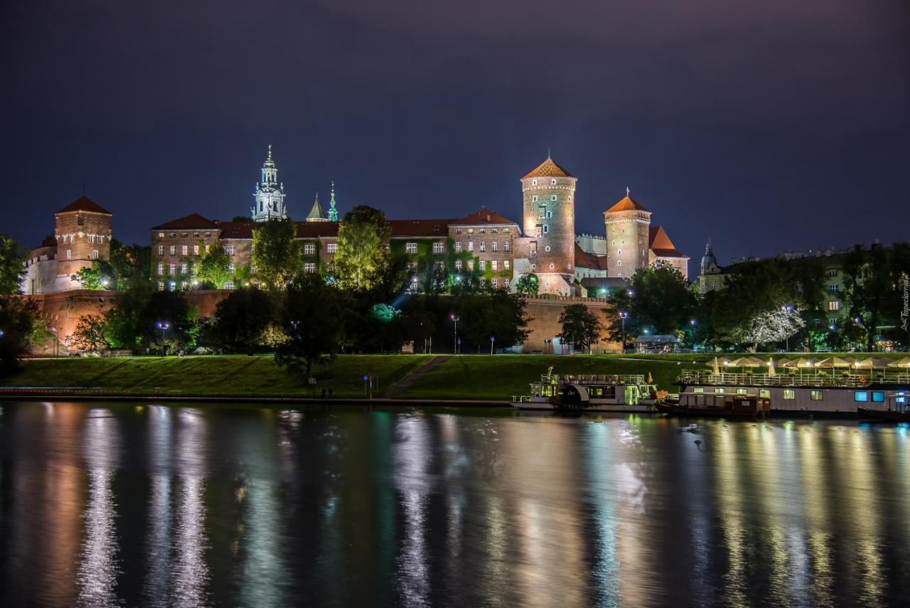 Art Apartment Krakau Buitenkant foto